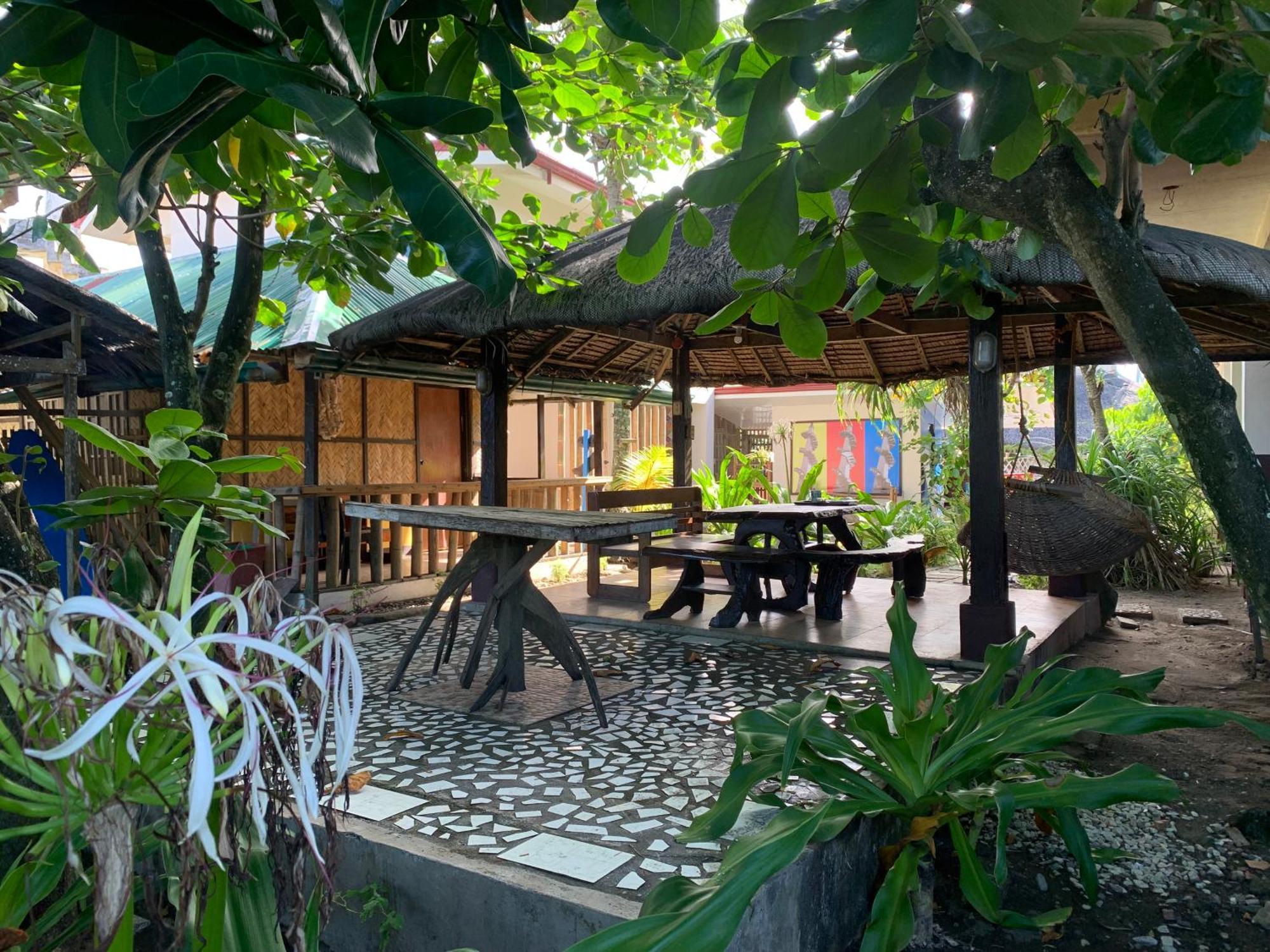 Old Parola Seaside Inn Baler Ngoại thất bức ảnh