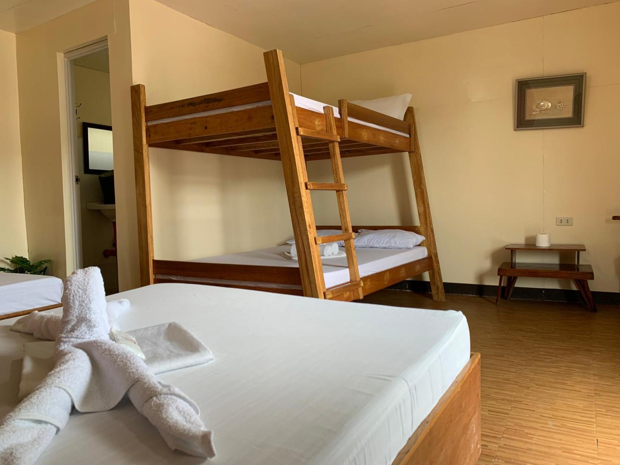 Old Parola Seaside Inn Baler Ngoại thất bức ảnh