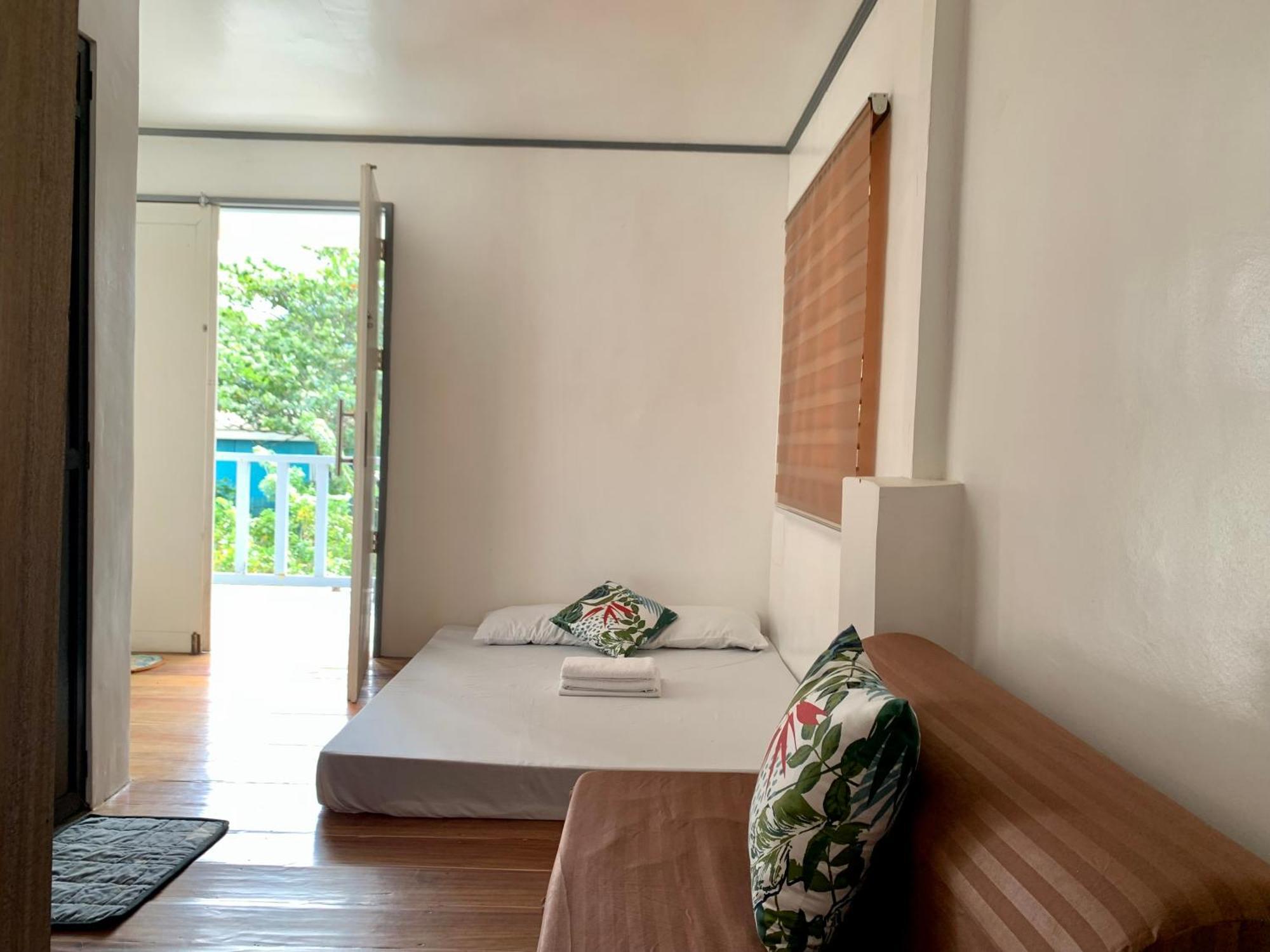 Old Parola Seaside Inn Baler Ngoại thất bức ảnh